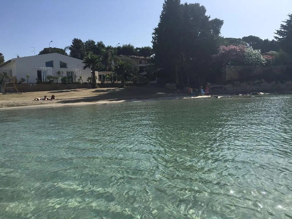 Villa Oasi Fontane Bianche Italy